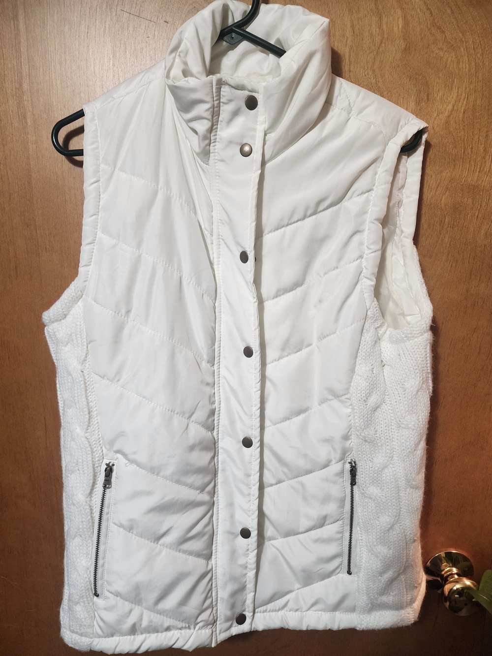 Architect White Quilted Puffer Vest with Knit Sides